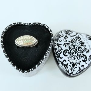 Sz 6.5 Brighton Sterling Silver Bold East West Etched Design Ring Retired